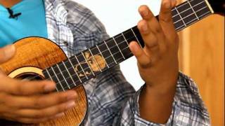 Uke Minutes 149 - How to Hold Your Ukulele (Level 1)