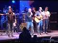 João Marcos & Matheus cantando com Bruno & Marrone