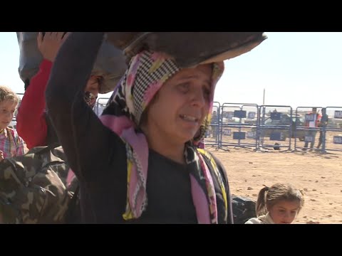 المزيد من اللاجئين السوريين الأكراد يتدفقون إلى تركيا