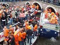 Koninginnedag op de Prinsengracht te Amsterdam 2008