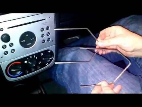 how to remove corsa d'cd player