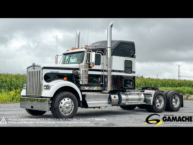 2017 KENWORTH W900 HIGHWAY / SLEEPER TRUCK / TRACTOR in Heavy Trucks in La Ronge