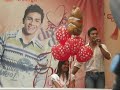 Taufik Batisah singing \