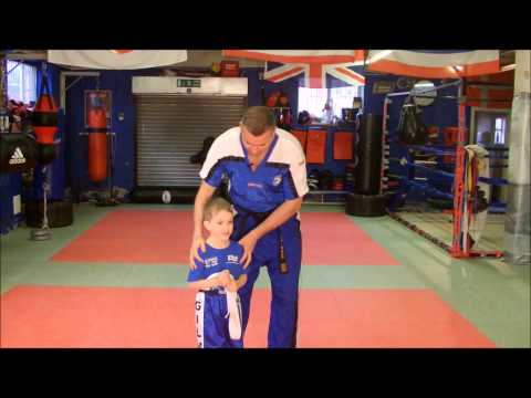 how to tie a kickboxing belt