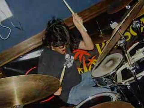 Alas Negras - Solo Dos Monedas