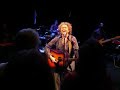 simply-red-holding-back-the-years-live.html