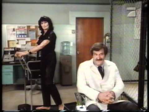 martine beswick