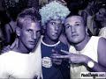 disiz la peste - ultra beau gosse, mdr voila une chanson de taree mais elle pete de trop donc vu qui a pas encore de clip j'ai fais un petit montage avec les photos de mon blog

http://carizmatik.skyblog.com