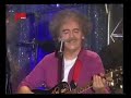 Yeni Türkü - Başka Türlü Bir Şey http://www.youtube.com/watch?v=QUaIZQD-CfI&feature=related