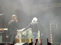 Liam (and Noel) Gallagher Attacked On Stage - vfest Toronto 2008