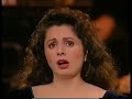 la traviata-verdi    parigi ocara
luciana pavarotti
nuccia focile