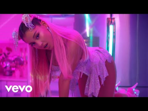 7 rings Ariana Grande