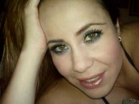 VickiCabrera - CANCION GRABADA EN CANCUN,QROO. ARREGLO YUMAR ,PRODUCTOR JORGE DIAZ