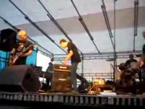 Youtube-videoupotus, klikkaa nähdäksesi!