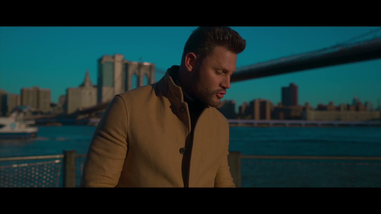 A través de Univisión: El salsero Edgar Daniel presentó su video "Por qué regresas" NOTIGUARO El salsero Edgar Daniel lanza “Por Qué Regresas” en Primer Impacto de UNIVISION – Somos Noticia Col