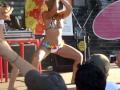 Gravado no carnaval 2008 em São Francisco do Sul - SC,que show essa morena...