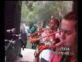 turkish amateur neoswing jazz band rocky4 playing at metu 2004 may fest.. song is an atomic fireballs cover.. cheers, man..

visit us at http://www.rocky4.net
