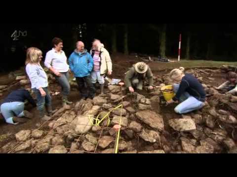 Mull - Time Team descend on the Isle of Mull at the invitation of two local amateur archaeologists to investigate a mysterious set of earthworks in a forest near To...
