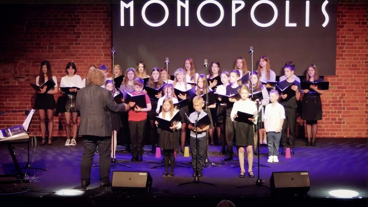 "Na laptopie", lyr: Anita Vranjes, mus: Waldemar Sutryk