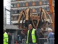 La Machine - giant spider causes traffic chaos in Liverpool