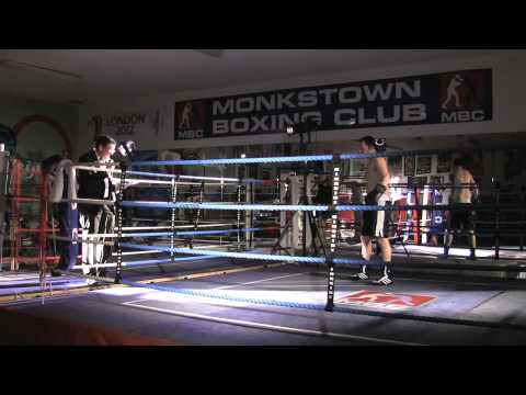 topless boxing
