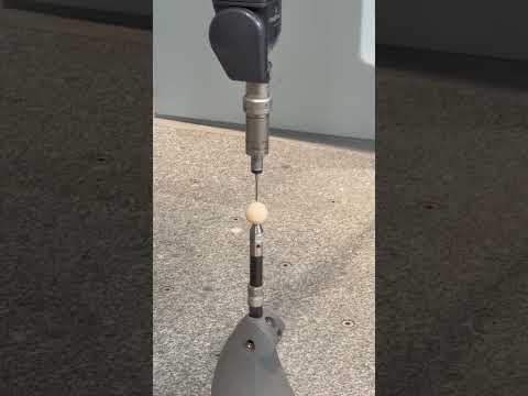 2013 HEXAGON DEA Global 20.40.15 Coordinate Measuring Machines | Machnet (3)