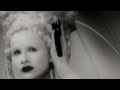 Philip Glass – The Kiss