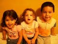 isabella ,rebeca e lucas cantando com amor com fervor