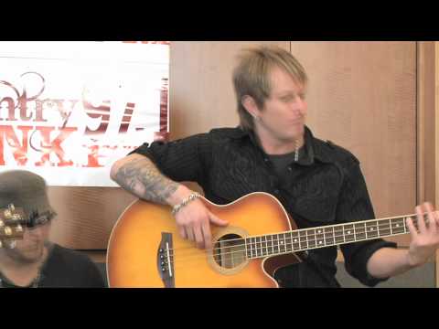 Parmalee – Can’t Tell My Heart What To do