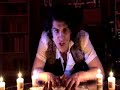 here is the new music video from logo's naommon, the fantastic vocalist from france.
check out this spooky video directed by francis legge.
concept by naommon.