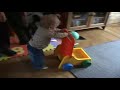 Laufen lernen mit Leo Laufen lernen mit Leo