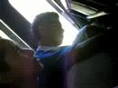 miguel durmiendose en el bus
