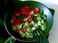 BACALAO FRITO CON TOMATE Y PIMIENTOS