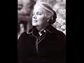 Bach played by Tatjana Nikolajewa and Glenn Gould