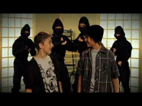 0 Slim Jim Commercial with Edge & Bellas