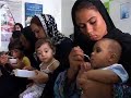 بيش از 60 سال است که يونيسف در ايران مشغول فعاليت است. يونيسف در ايران پروژه هايي در زمينه سلامت و تغذيه کودکان، آموزش و حمايت از کودکان و همچنين اطلاع رسانی و پيشگيری از اچ آی وی و ايدز و توانمند سازی زنان  انجام می دهد. يونيسف در ايران هم مانند ساير کشورهای جهان با جمع آوری کمک های داوطلبانه و به ياری سرمايه گذاری های داوطلبانه بودجه مورد نيازش را تهيه می کند. اين ويديو به زبان فارسی است.
