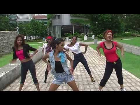 dhool - VOTE FOR US HERE: https://www.facebook.com/DhoolV?sk=app_403834839671843&app_data=view-vote%2Cfor-624105 FREAKY FRESH™ DHOOL 2013 AUDITION TAPE CAMERAMAN: TH...