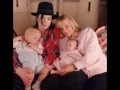 Brand Pics Of Paris,Prince+Blanket Posing With Their Dad Michael Jackson+deborah rowe