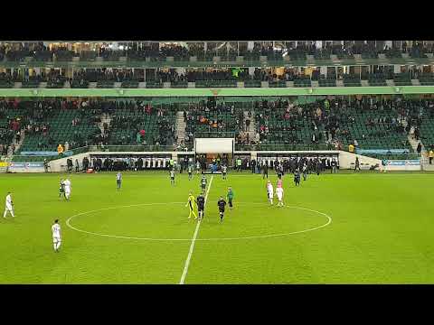 Kibice Legii po meczu każą wyp***ć swoim piłkarzom i skandują na cześć Radomiaka