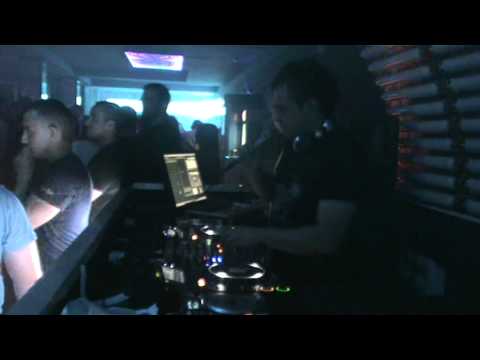 Dj. Feekey, Beat Me w Xsensation Club Myszyniec Part 3 (akcja skrzypce)