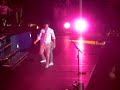 Nick Jonas Falls on stage!