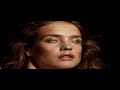rendez-vous sur defile-etam.com pour la diffusion live du d�fil� etam lingerie 2010 natalia vodianova pour etam lingerie