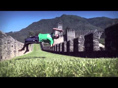 AMAZING MARTIAL ARTS TRICKING SLOW MOTION 400FPS