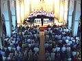 l'escolania va acabar el concert de 26 de juny de 1998 a sant carles de la r�pita interpretant la salve a santa maria de la r�pita, lletra de joan torn� i m�sica de j. amela, sota la direcci� de jordi-agust� piqu� amb vicen� prun�s al piano