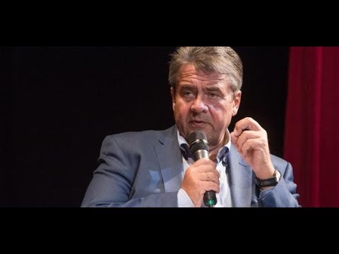 Sigmar Gabriel nimmt Heinz Buschkowsky in Schutz