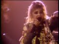 Hola domingo! Yo lo empiezo así: Madonna - Holiday (Live Video): http://t.co/NSFcWFtc