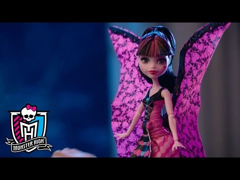 Monster High® Draculaura Transformation| DNX65