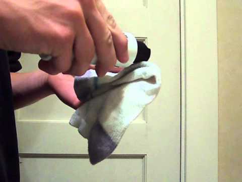 how to oil a baseball glove