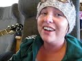 Frida med sitt g�ng jammar p� t�get...