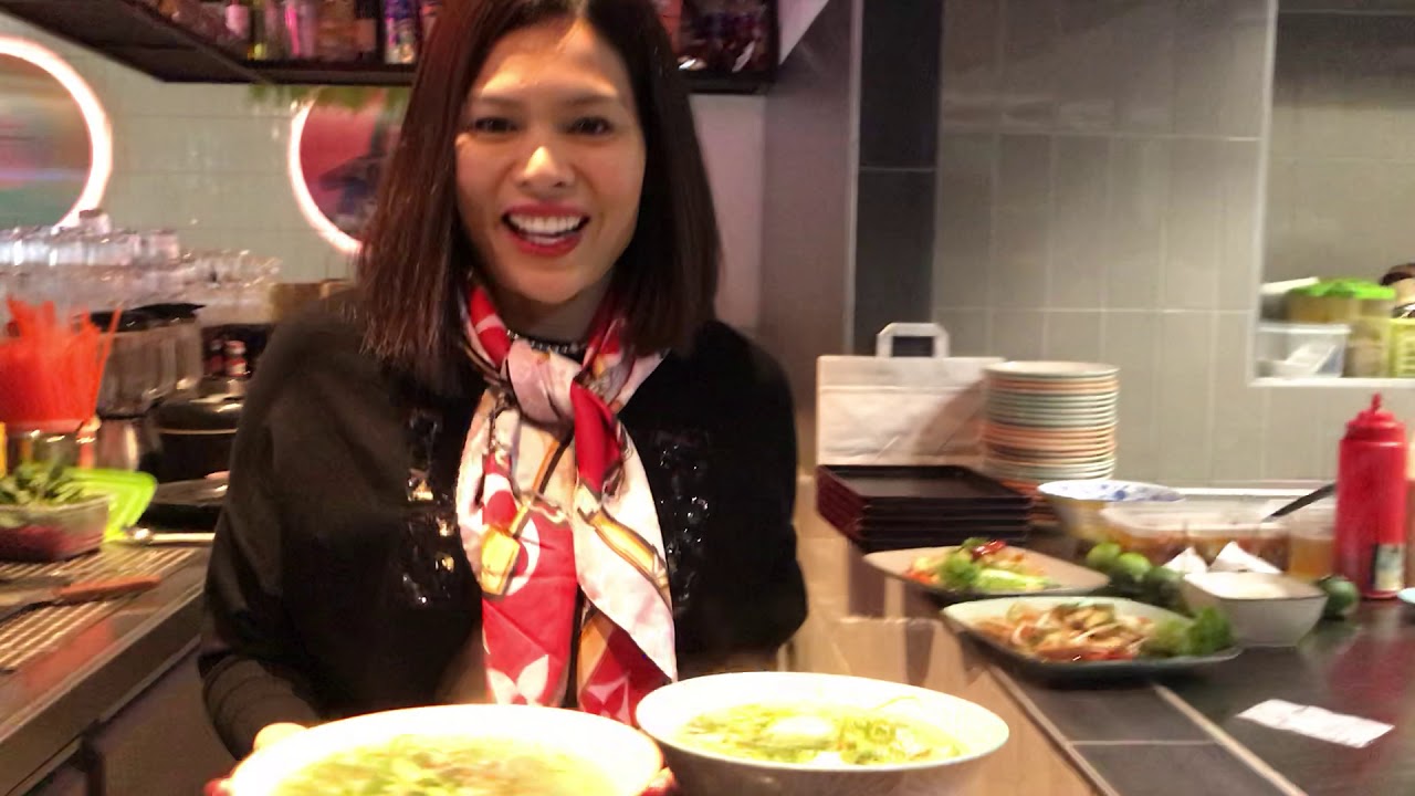 KHAI TRƯƠNG QUÁN YO PHỞ TƯƠI TẠI BERLIN